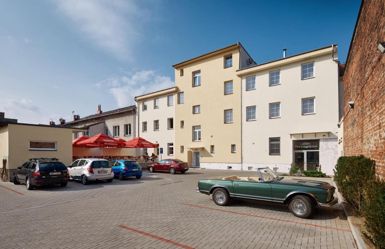 Hotel Nikolas Ostrava Ngoại thất bức ảnh